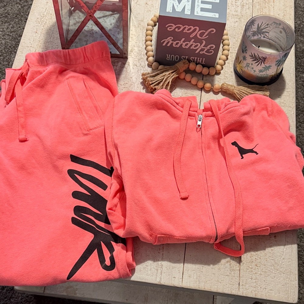 PINK Victoria's Secret Coral Junior Jogging set -Top Size S -Bottoms Size XS